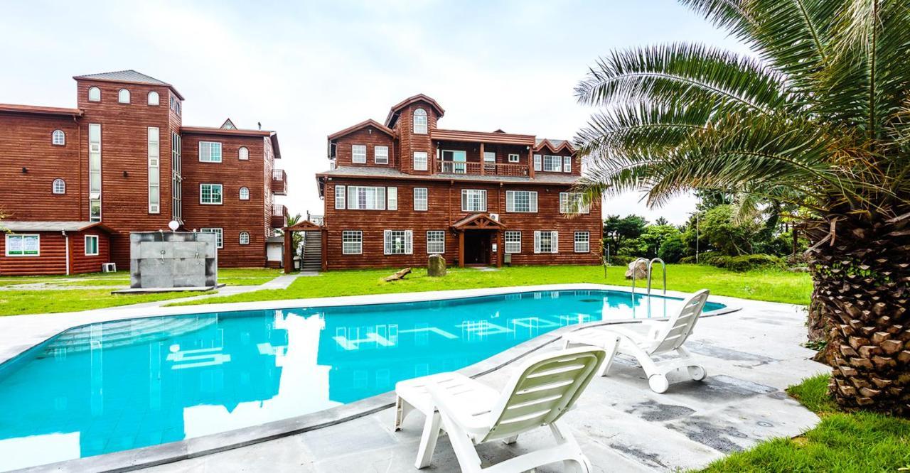 Cadelhas Hotel Jeju Exterior photo